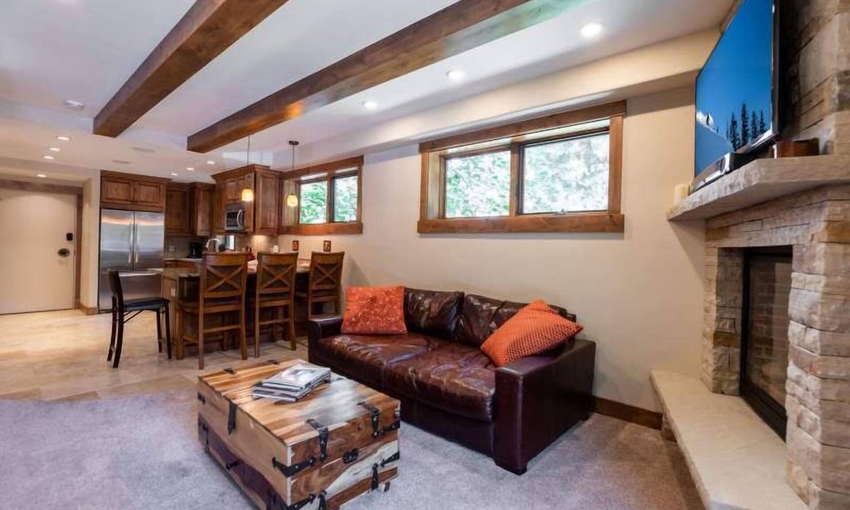 Vail Condo | Villa Cortina Vail Village, Walk To Lifts, Outdoor Heated Pool