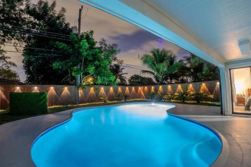 Driftwood Villa | Villa Heated Pool Trampoline Miami Hard Rock