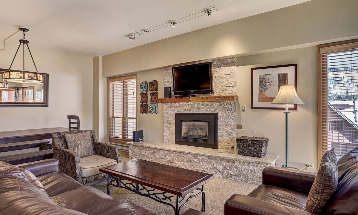 Peak 9 Apartment | Village at Breckenridge Condos Sleeps 8 - Ski in Out + Walk downtown