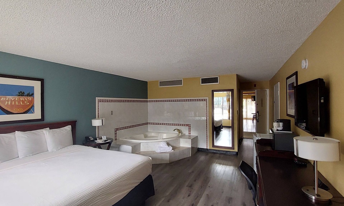 Grand Junction Hotel | Ville 718