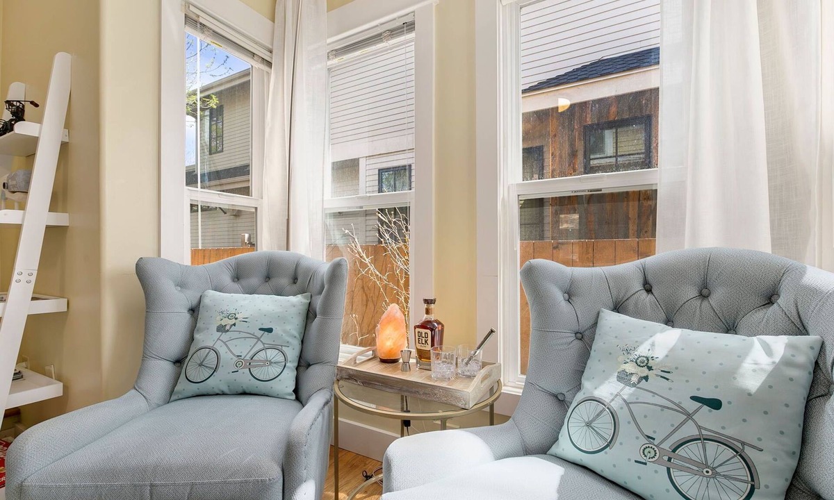 Old Town West House | Walk Everywhere - Art, Restaurants, Poudre River