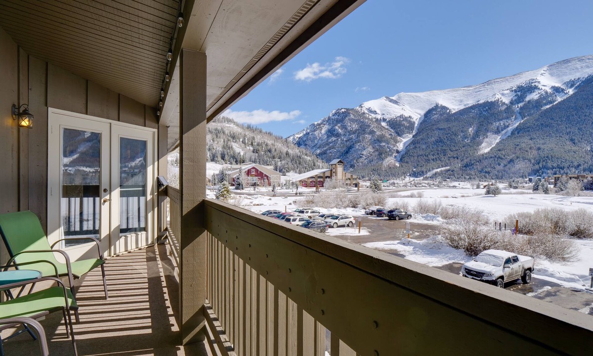 Copper Mountain Village Condo | Walk to Copper Mountain Lifts: Mtn-View Condo