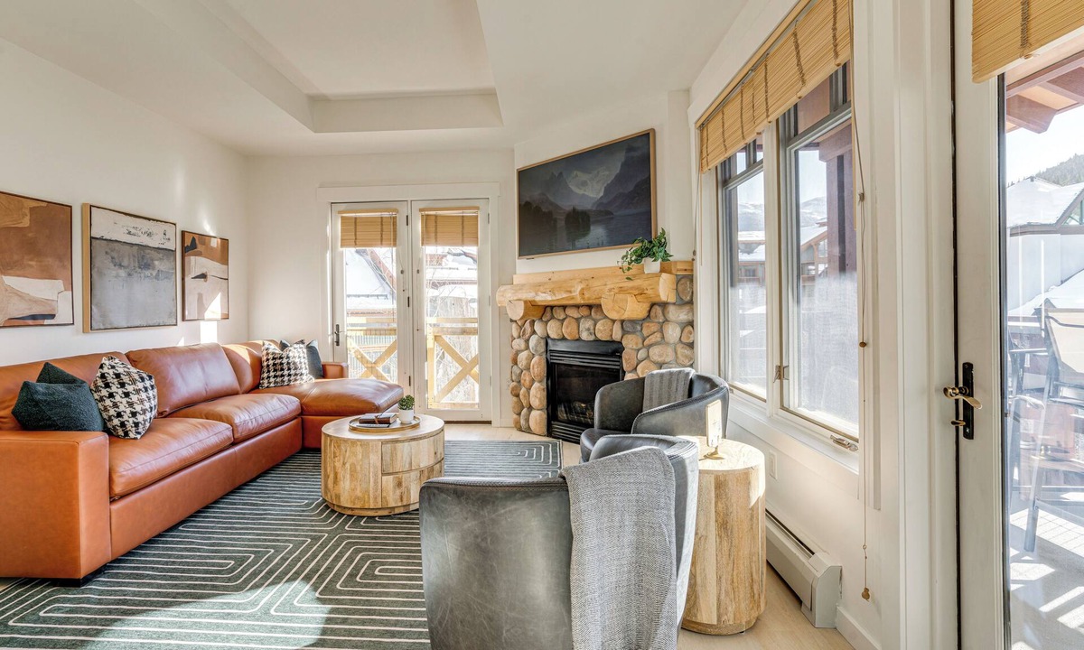 Copper Mountain Village Condo | Walk to Lifts: Copper Mtn Condo in Center Village