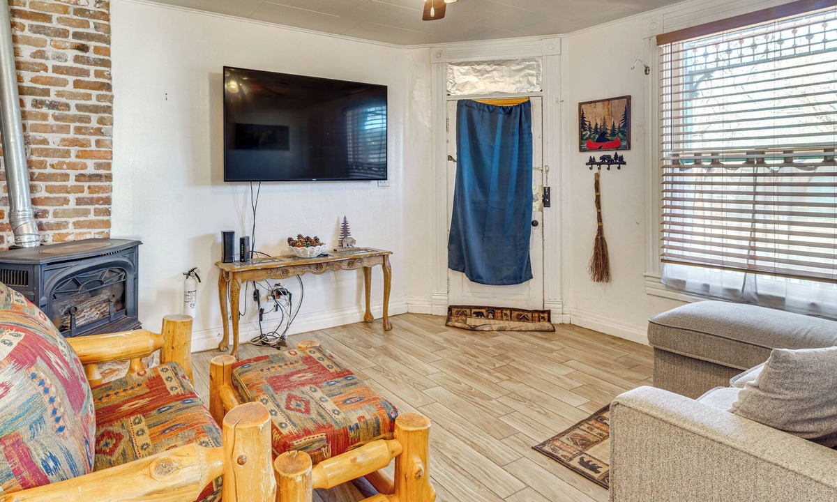Canon City House | Walk to Royal Gorge Railroad! Colorado Base Camp