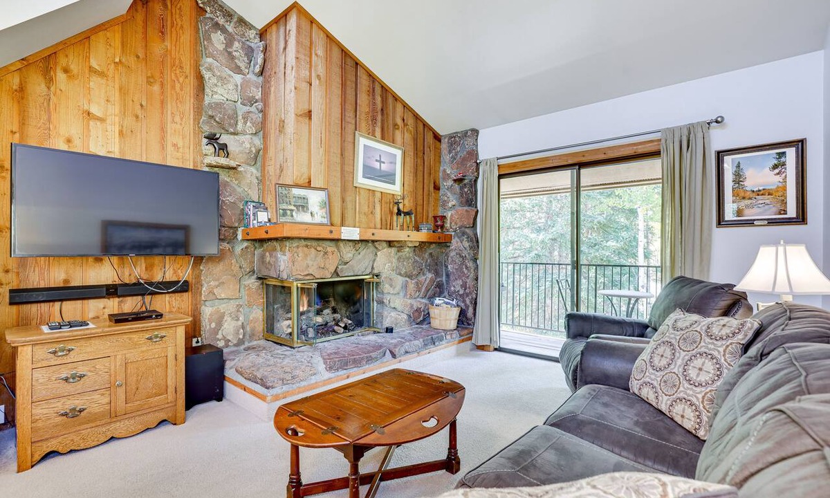 Winter Park Condo | Walk to Shops & Dining! Winter Park Condo w/Pool