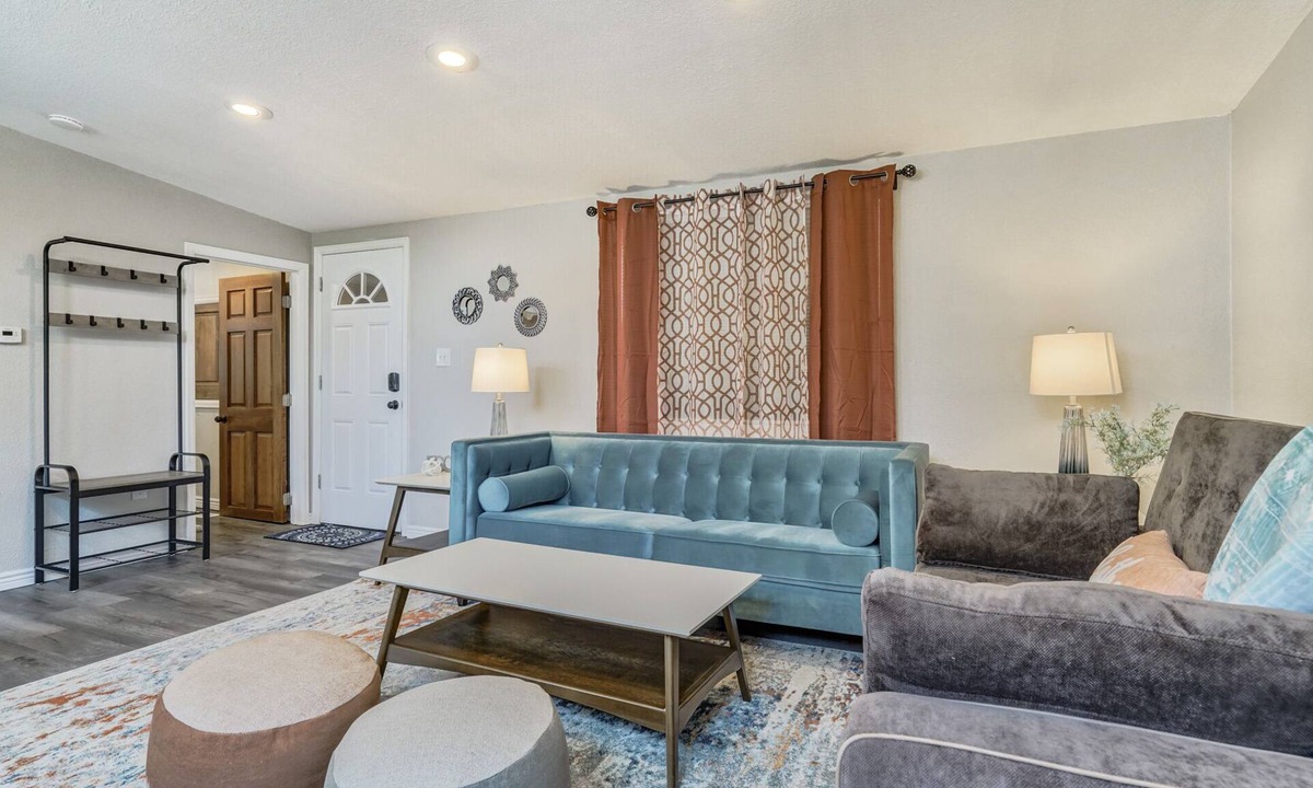 Downtown Colorado Springs House | Walkable to downtown restaurants & bars-Fire Pit