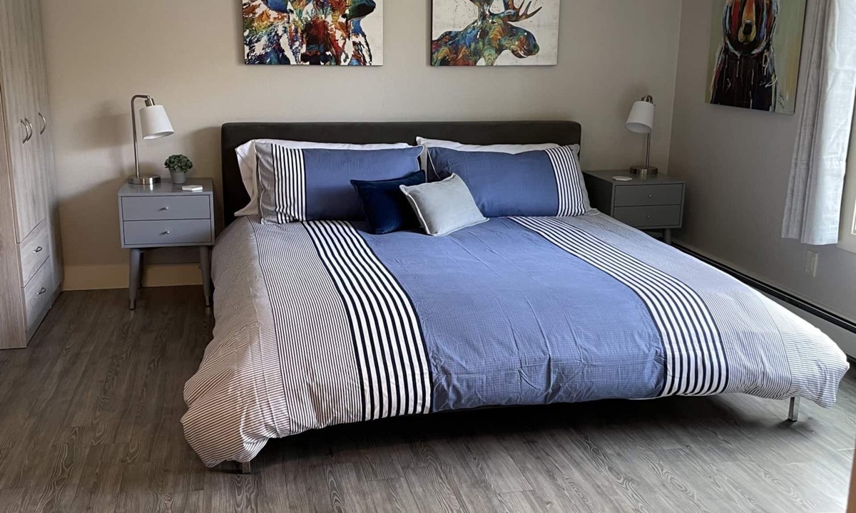 Redstone Condo | Water's Edge Serenity On The Boulevard in Redstone