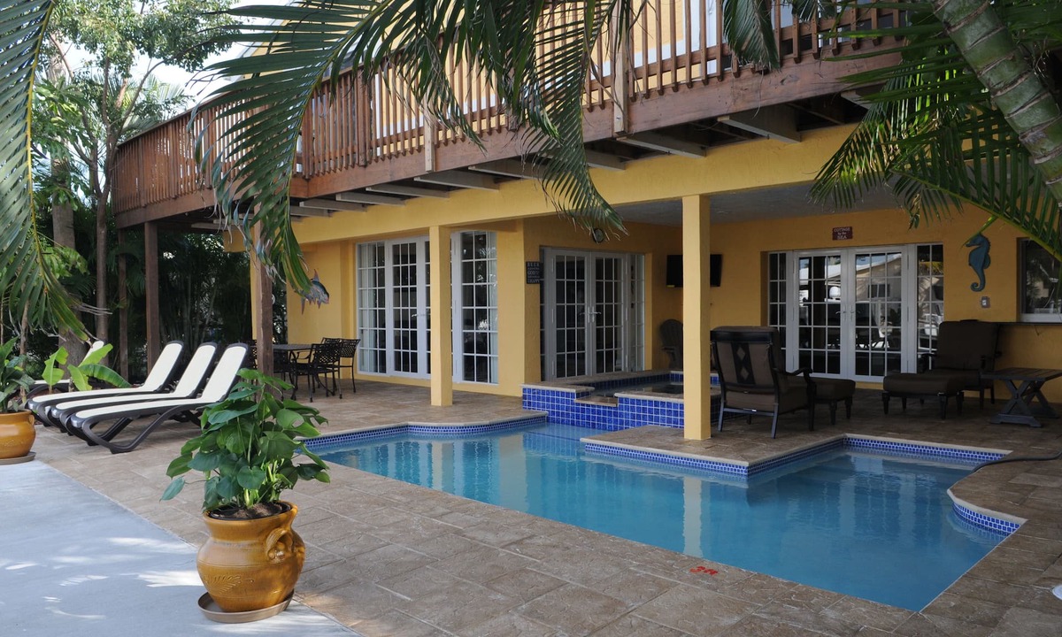 Pompano Isles House | Waterfront, Heated Pool with Spa 50’Dock, Direct Ocean Access - No Fixed Bridges