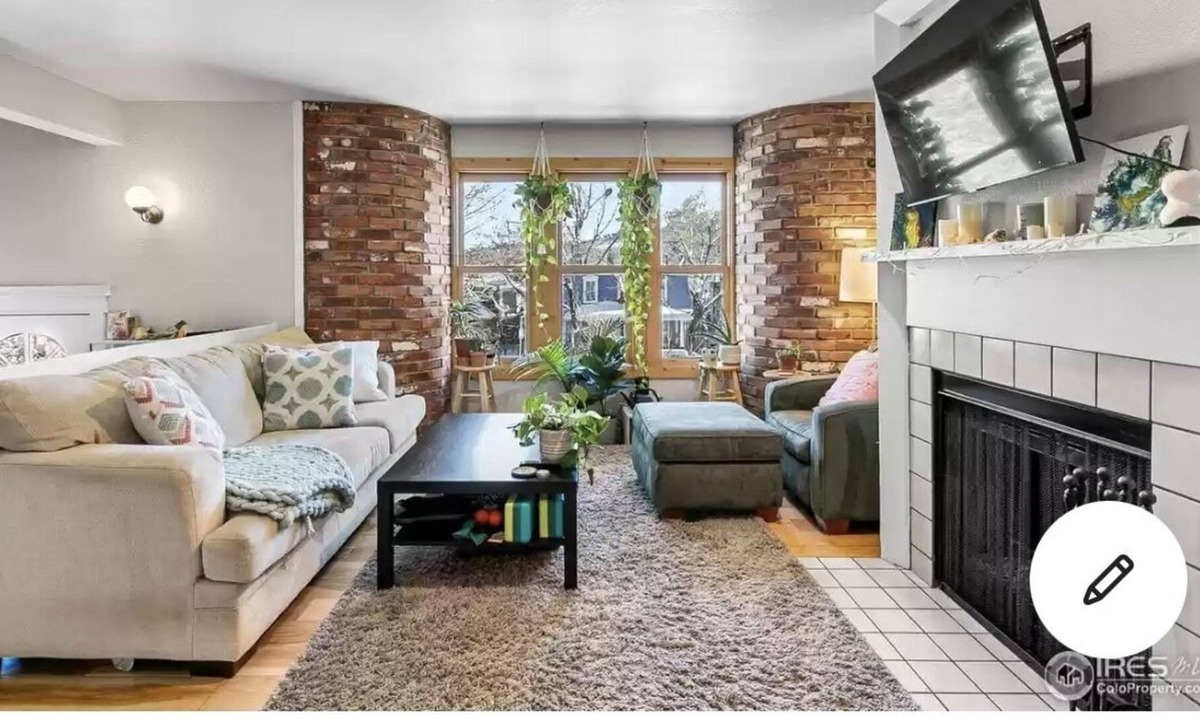 Lower Arapahoe House | West Pearl St Townhome