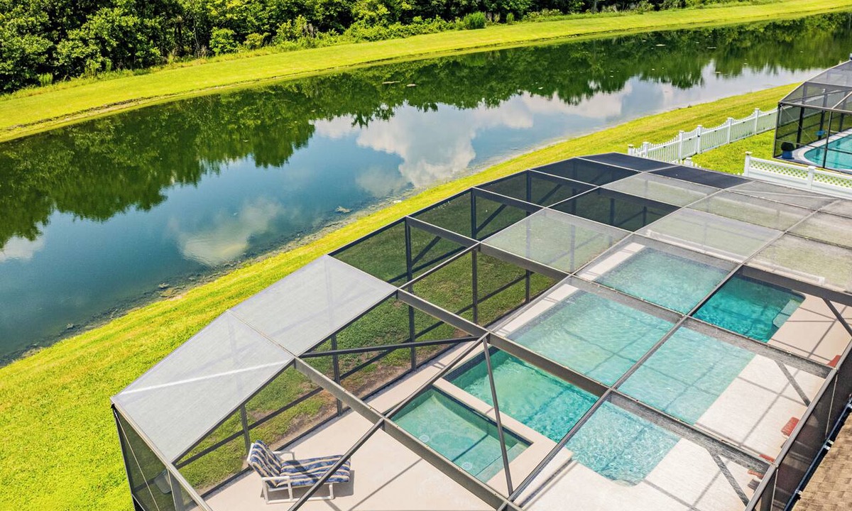Crescent Lakes House | Willow Bend
