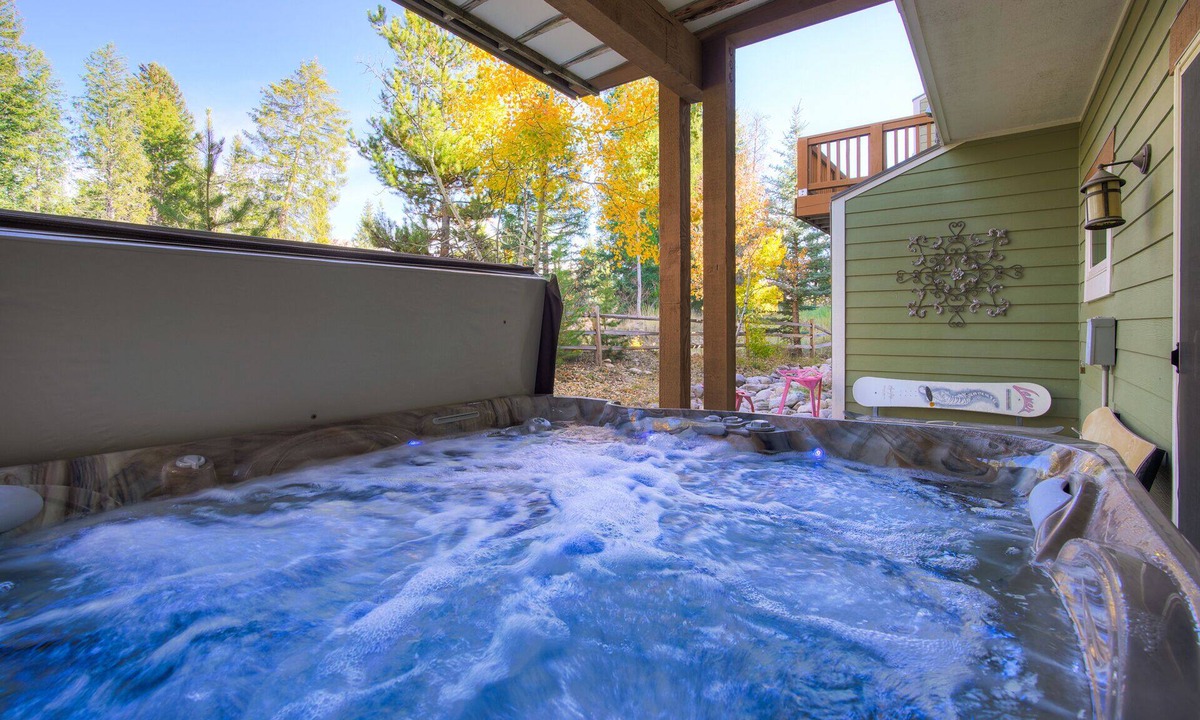 Winter Park House | Winter Park 4BR — Hot Tub, River Views & Downtown