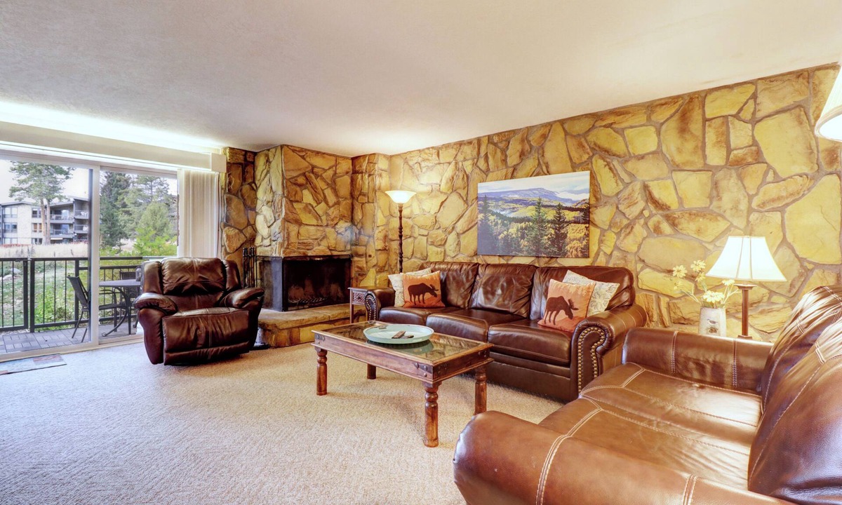 Dillon Condo | Wonderful Lake Cliffe Condo Next to the Lake A105