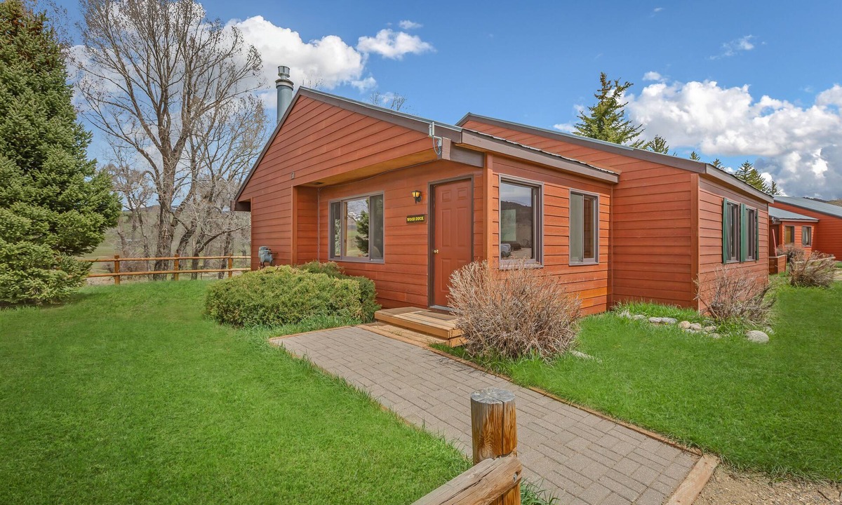 Clark Cabin | Wood Duck - Quiet retreat tucked away on the river