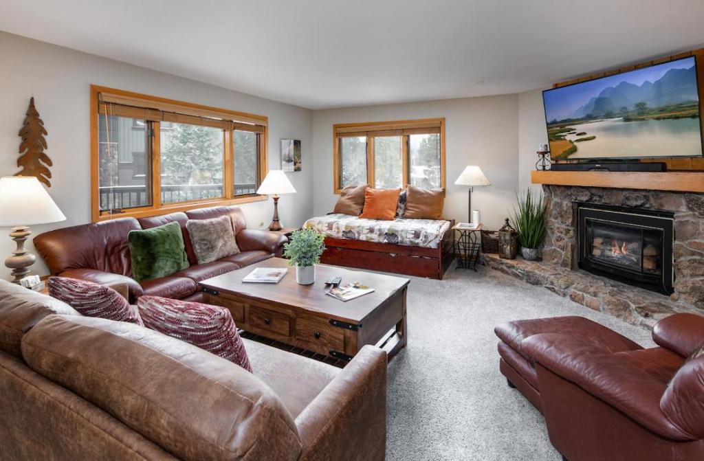 Warrior's Mark House | Woods Manor 202A Condo Great Location And Amenities
