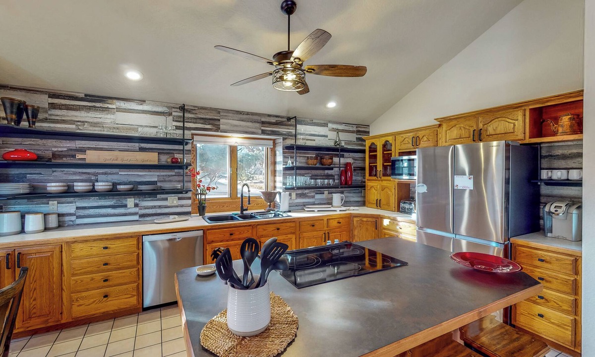 Greeley House | Work & Play! Spacious Lake-View Home in Greeley