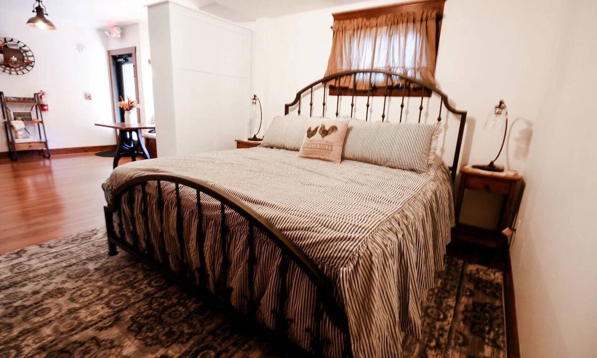 Berlin Apartment | Wurthmann House Unit #3Your Home Away From Home