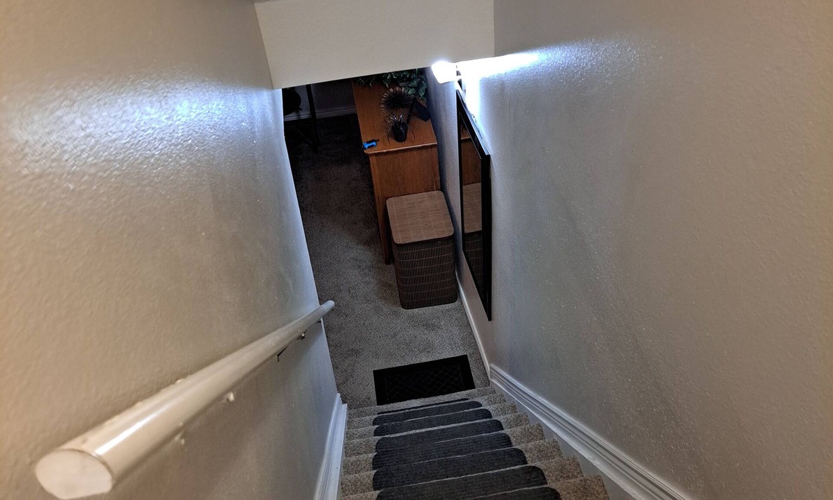 Northwest Arvada House | ZEN -tastic Cozy basement and common area house- fitness room, WiFi -Arvada - n