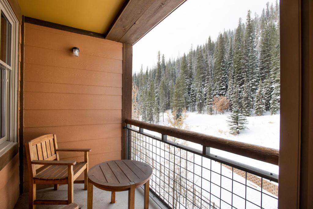 Winter Park Apartment | Zephyr Mountain Lodge Condo with views of Arapahoe National Forest condo