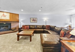 106 m² Condo ∙ 2 bedrooms ∙ 6 guests