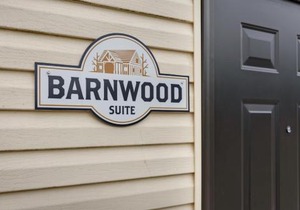 Barnwood Suite - Main Street Lodge in Berlin