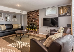 Comfortable and elegant 3BDR duplex, unit # 3