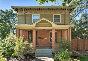 Historic Apartment - Walk to CSU Campus + Old Town