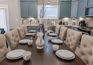 Indianapolis Chic Extravagant Brand New Home!