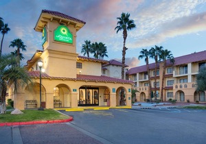 La Quinta by Wyndham Las Vegas Airport N Conv.