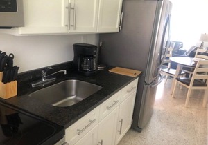 RENOVATED! Condo 1 block from the beach