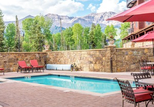 Stunning 3-Bedroom Remodel With Great Mountain Views