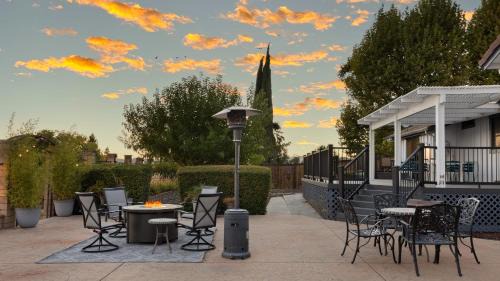 Paso Robles House | Paso Vista Bella by AvantStay Luxe Group Escape w Wine Country Views