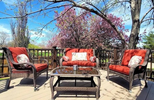 Northglenn House | $0Fees; Near Park, Dining; Easy Access to Downtown