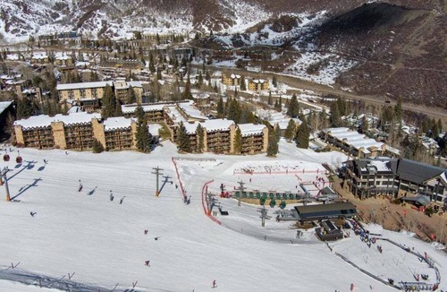 Snowmass Village Condo | 1 Bdrm and Loft 2 Bath Stonebridge Condos 822 w/lots of Bedding