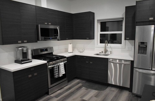 Northridge House | 1-Bed/1-Bath guest house, Central AC, Wi-Fi, Parking/EV, in fabulous Los Angeles