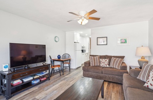 Carpinteria Condo | 1 Bed Condo w/Private Patio Steps from the Sand!