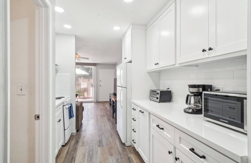 Carpinteria Condo | 1 Bed Condo w/Private Patio Steps from the Sand!