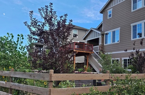 Golden Apartment | 1-bedroom garden oasis packed with amenities 8 minutes from downtown Golden