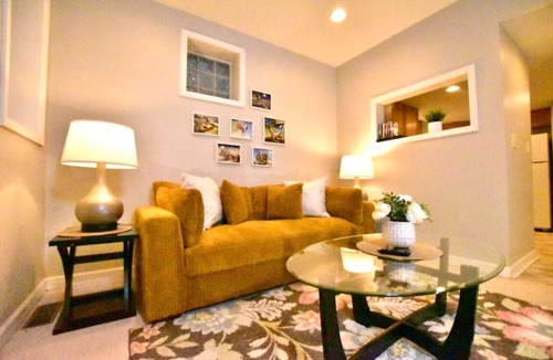 Tremont Apartment | 1 Bedroom in Tremont, minutes from downtown!