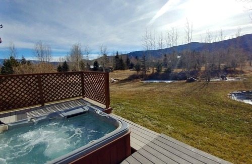 Snowmass Village House | 1-bedroom +Private bath in shared house in Old Snowmass perfect for your getaway