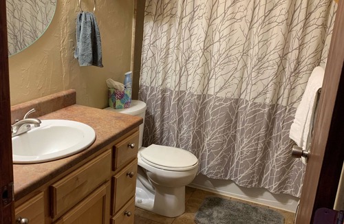 Dillon Condo | 1 Bedroom Ski Condo in Dillon Valley East - Sleeps 6/Hot Tub/King Bed