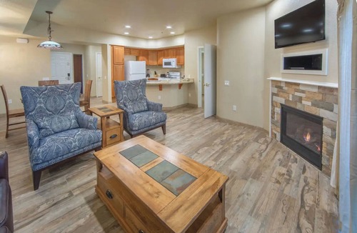 Minden Resort | 1 Bedroom Villa, Heated Outdoor Pool and Hotsprings - Gorgeous mountain views