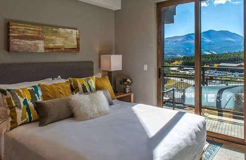 Peak 8 Resort | 1 BR Suite - Grand Colorado on Peak 8 Resort Jul 25⁠–⁠Aug 1.
