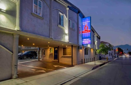 Rosemead Apartment | 1 King Bed | Non-Smoking, Micfridge