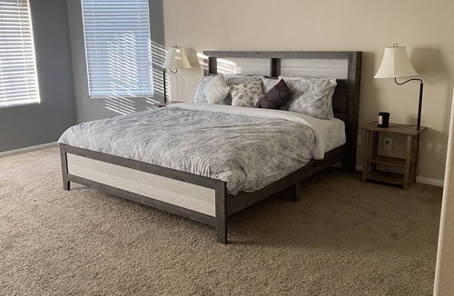 Las Vegas Villa | 1 master bedroom with private bathroom