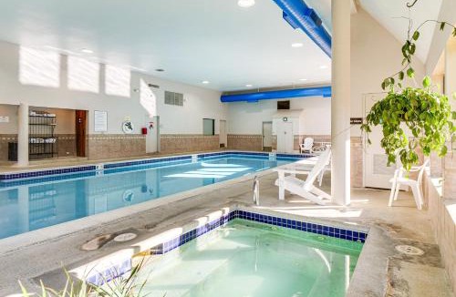 Lakeside Village House | 1 Mi to Keystone Resort: Mtn-View Family Escape!