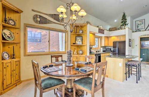 Frisco House | 10 Mi to Breckenridge: Townhome w/Hot Tub & Deck!