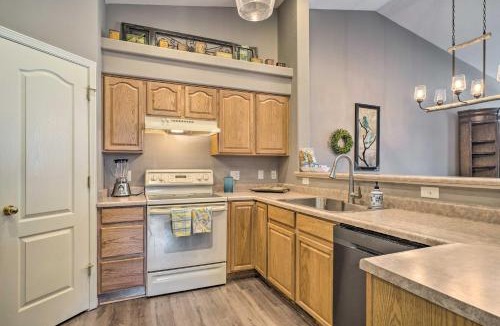 Stetson Hills House | 10 Mi to Dtwn: Colorado Springs Townhome