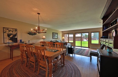 Grand Lake Condo | 107 m² Condo ∙ 2 bedrooms ∙ 8 guests