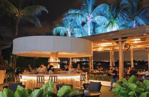 West Avenue Apartment | 1100 West South Beach Luxe Miami Condos by Joe Semary