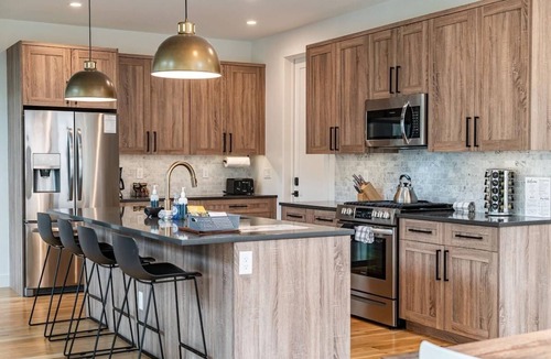 Old Town House | 120 Cedar Drive | Slopeside 4BR Townhome with Mou